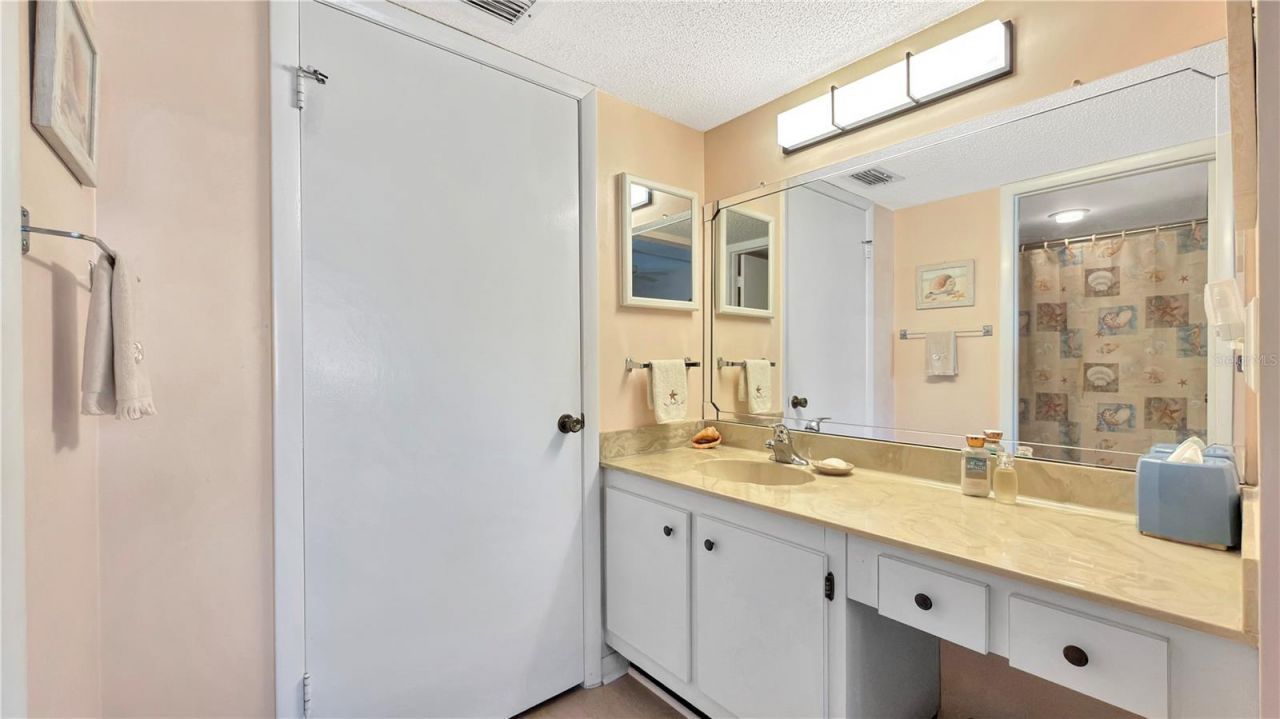 14255 Rosemary Lane , Unit 8216, Largo, FL 33774 Photo