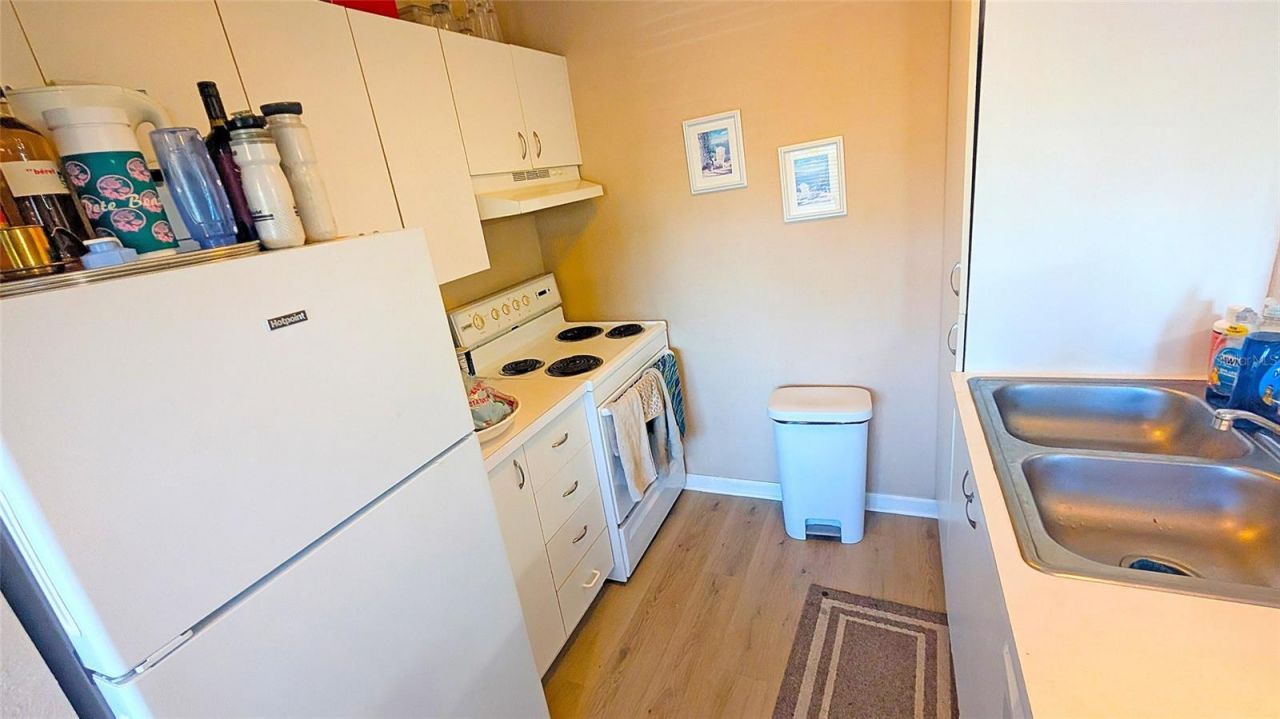 850 S Tamiami Trail, Unit 831, Sarasota, FL 34236 Photo