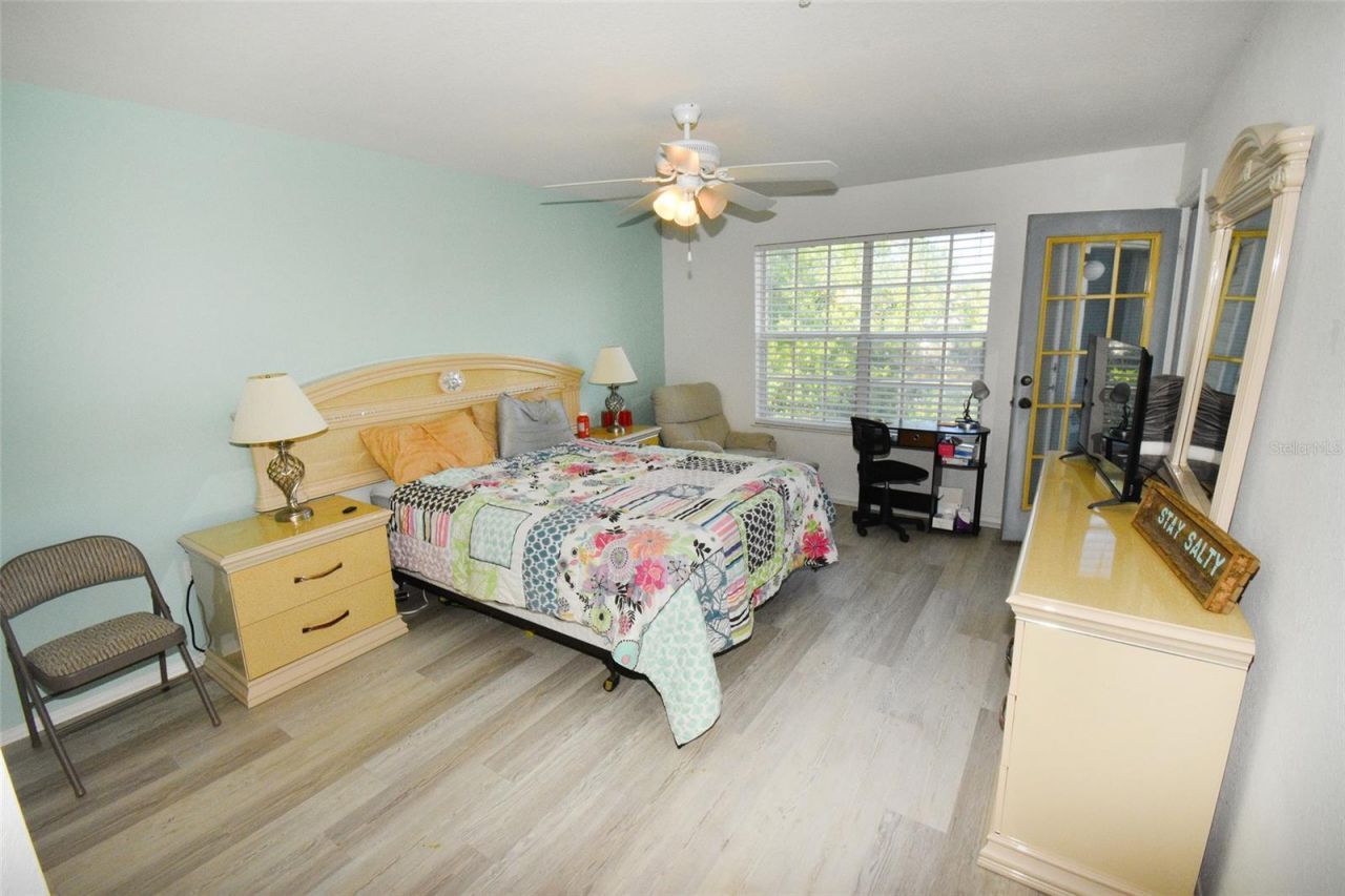 850 S Tamiami Trail, Unit 831, Sarasota, FL 34236 Photo