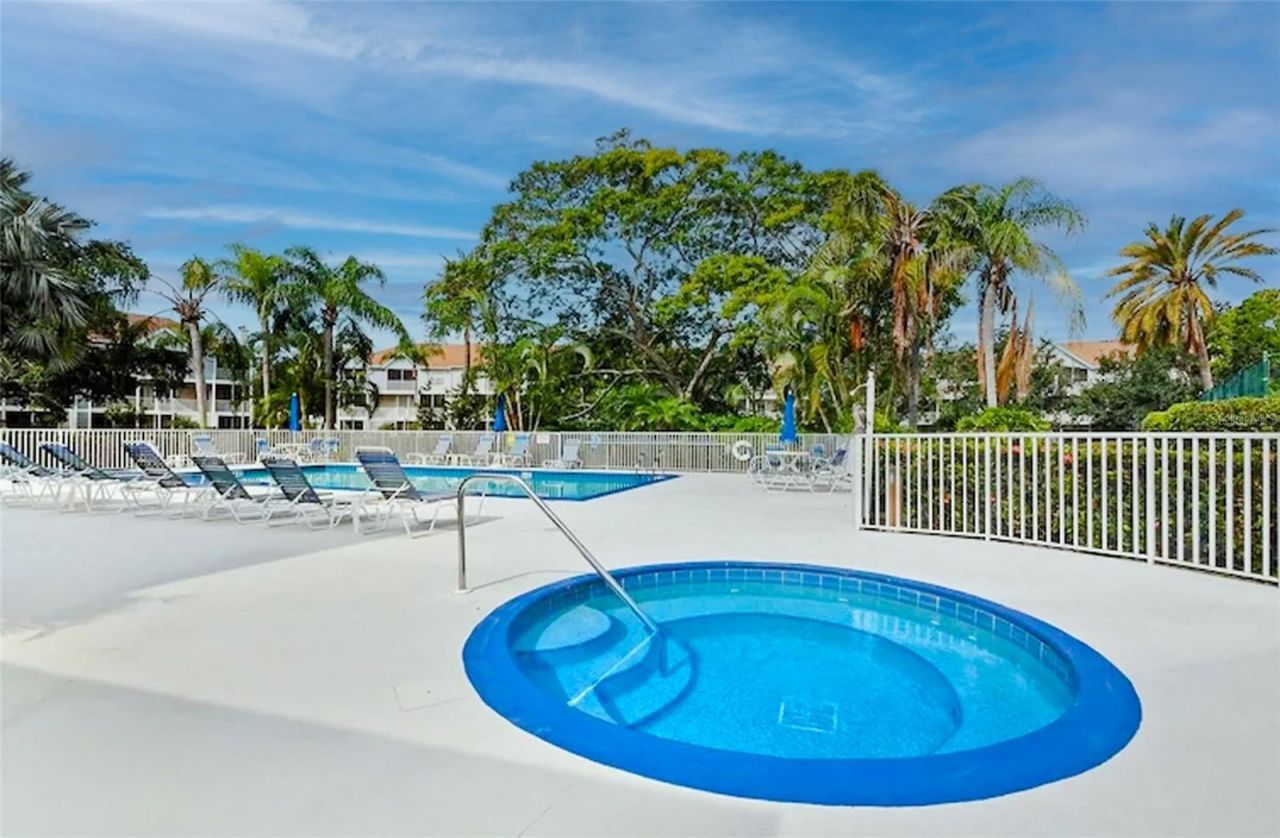 850 S Tamiami Trail, Unit 831, Sarasota, FL 34236 Photo