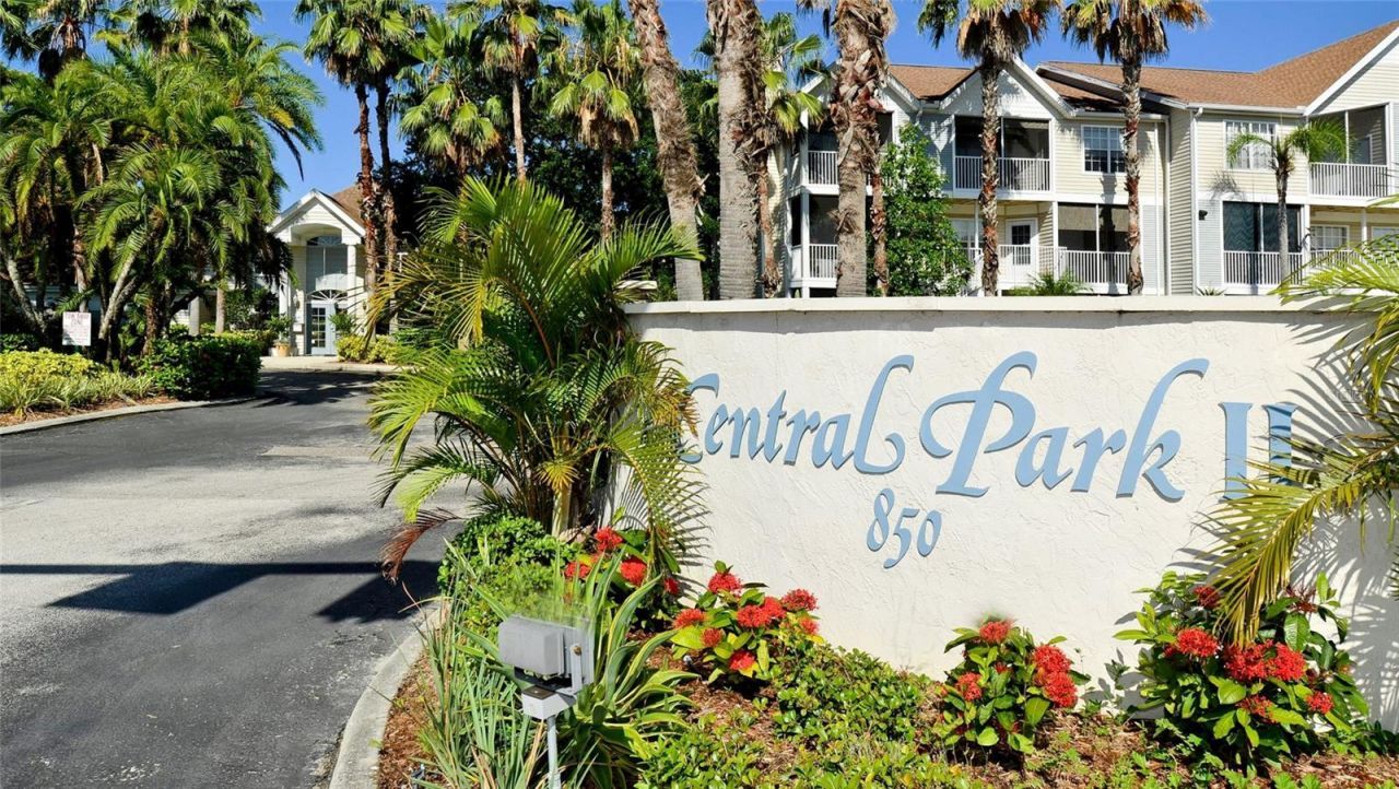 850 S Tamiami Trail, Unit 831, Sarasota, FL 34236 Photo