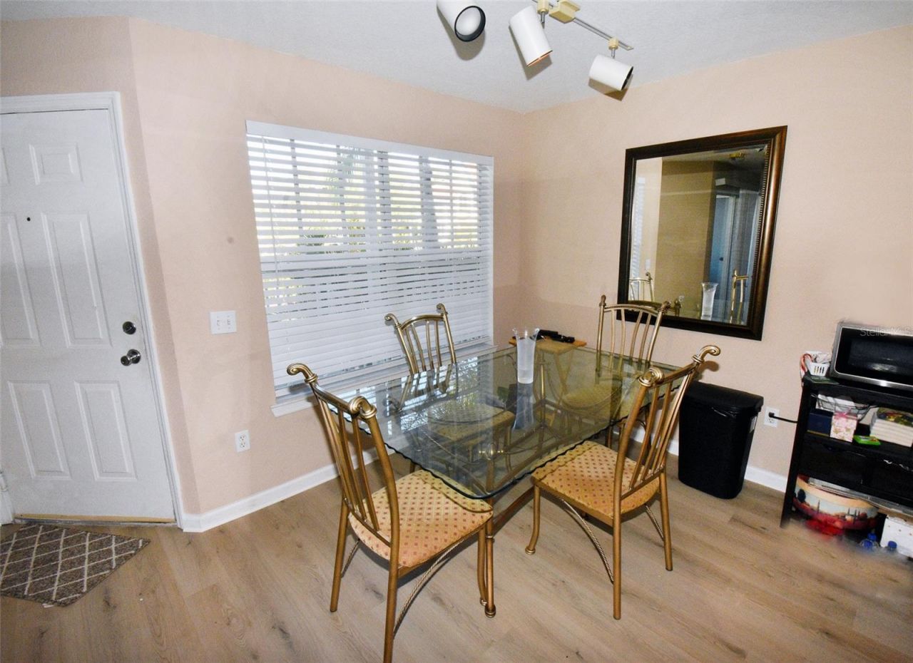 850 S Tamiami Trail, Unit 831, Sarasota, FL 34236 Photo