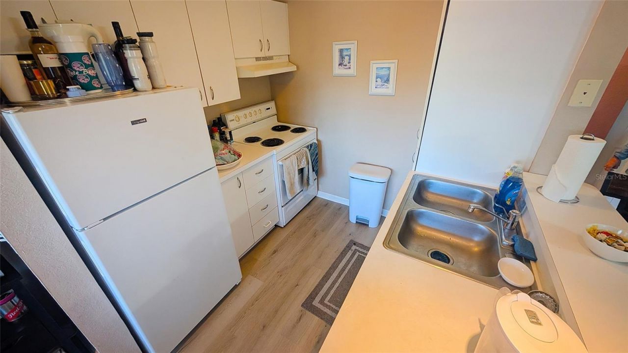 850 S Tamiami Trail, Unit 831, Sarasota, FL 34236 Photo