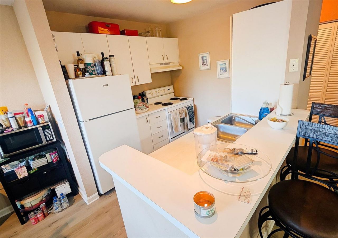 850 S Tamiami Trail, Unit 831, Sarasota, FL 34236 Photo