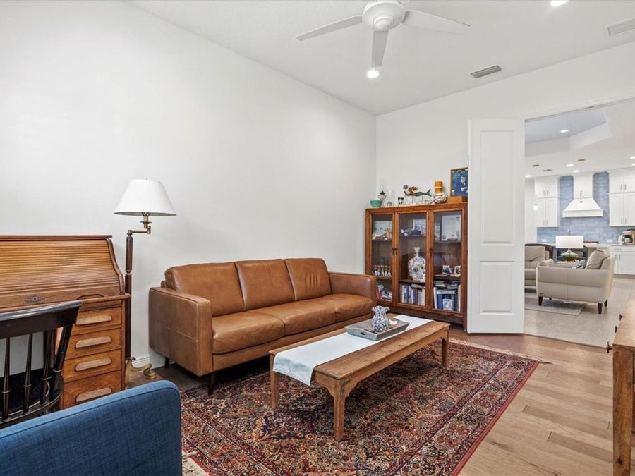 Property Image 28