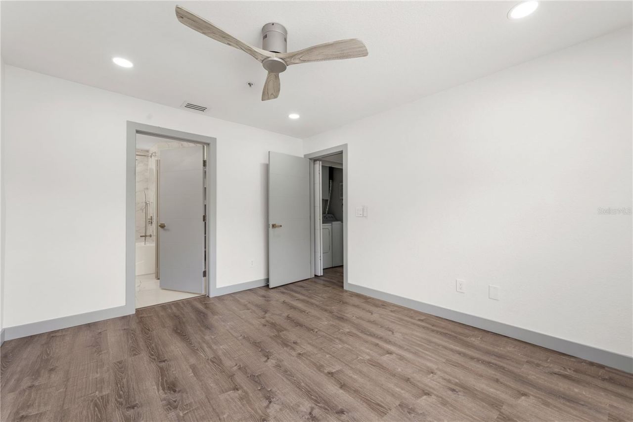 6300 Raleigh Street, Unit 115, Orlando, FL 32835 Photo