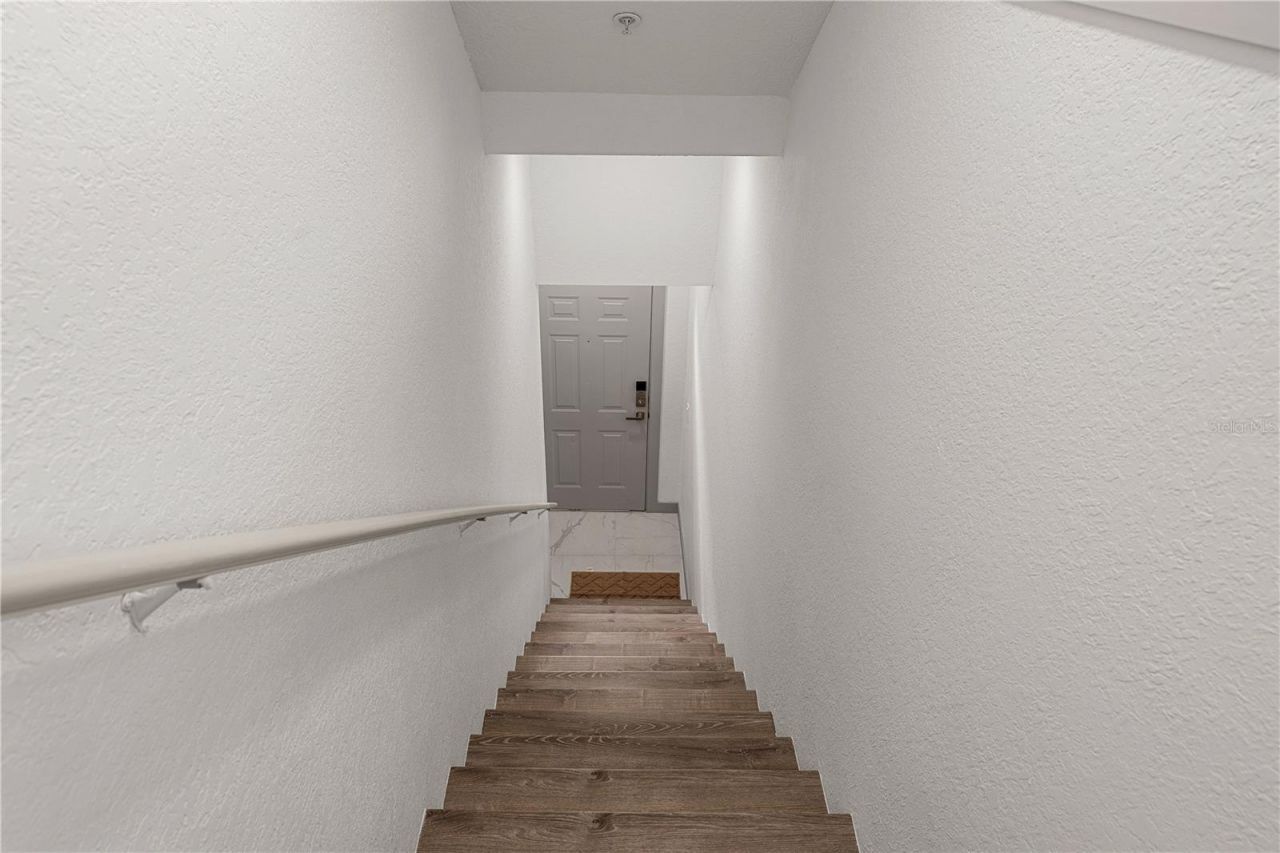 6300 Raleigh Street, Unit 115, Orlando, FL 32835 Photo