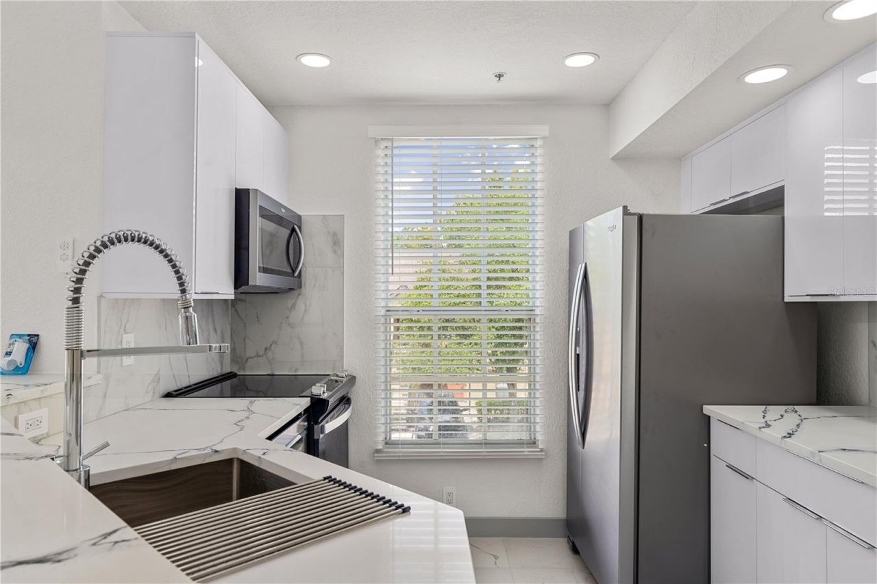 6300 Raleigh Street, Unit 115, Orlando, FL 32835 Photo