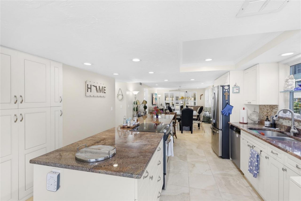 3804 Gulf Of Mexico Drive , Unit B207, Longboat Key, FL 34228 Photo