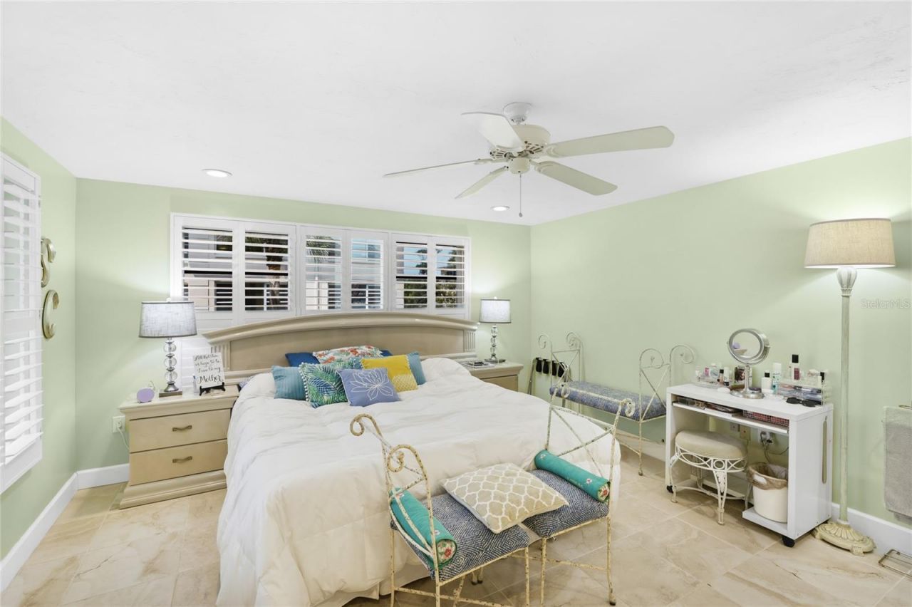 3804 Gulf Of Mexico Drive , Unit B207, Longboat Key, FL 34228 Photo