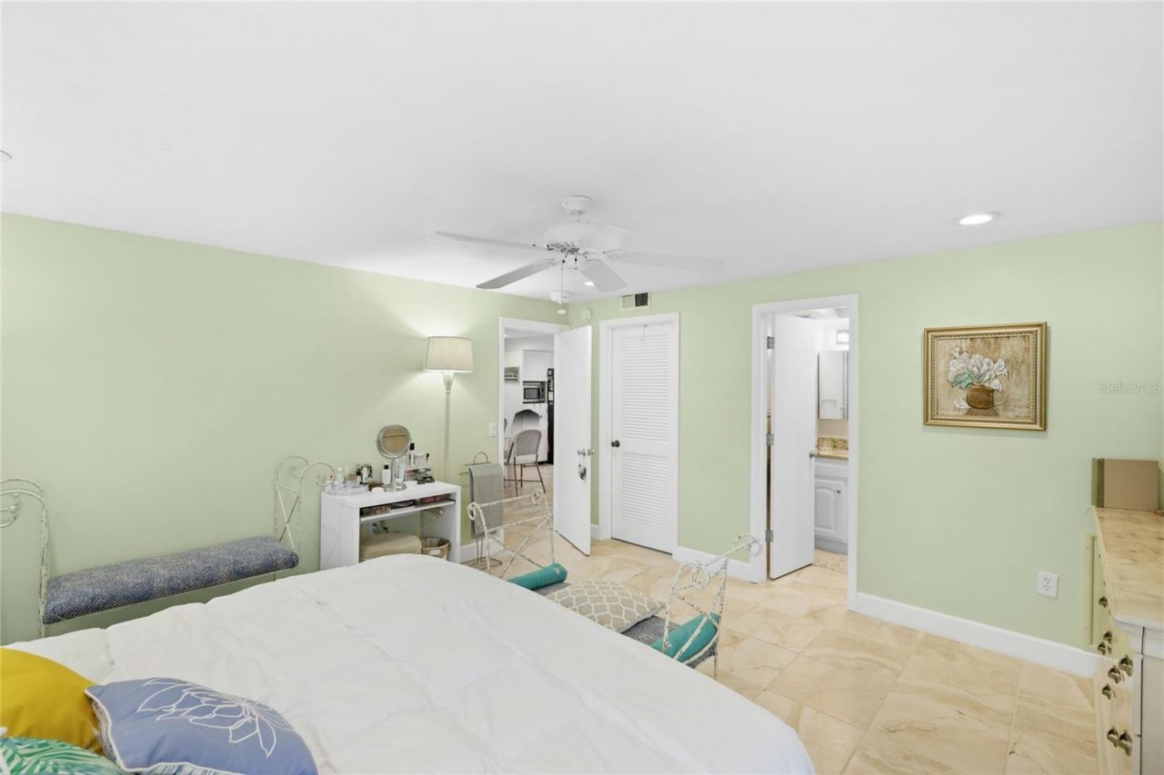 3804 Gulf Of Mexico Drive , Unit B207, Longboat Key, FL 34228 Photo