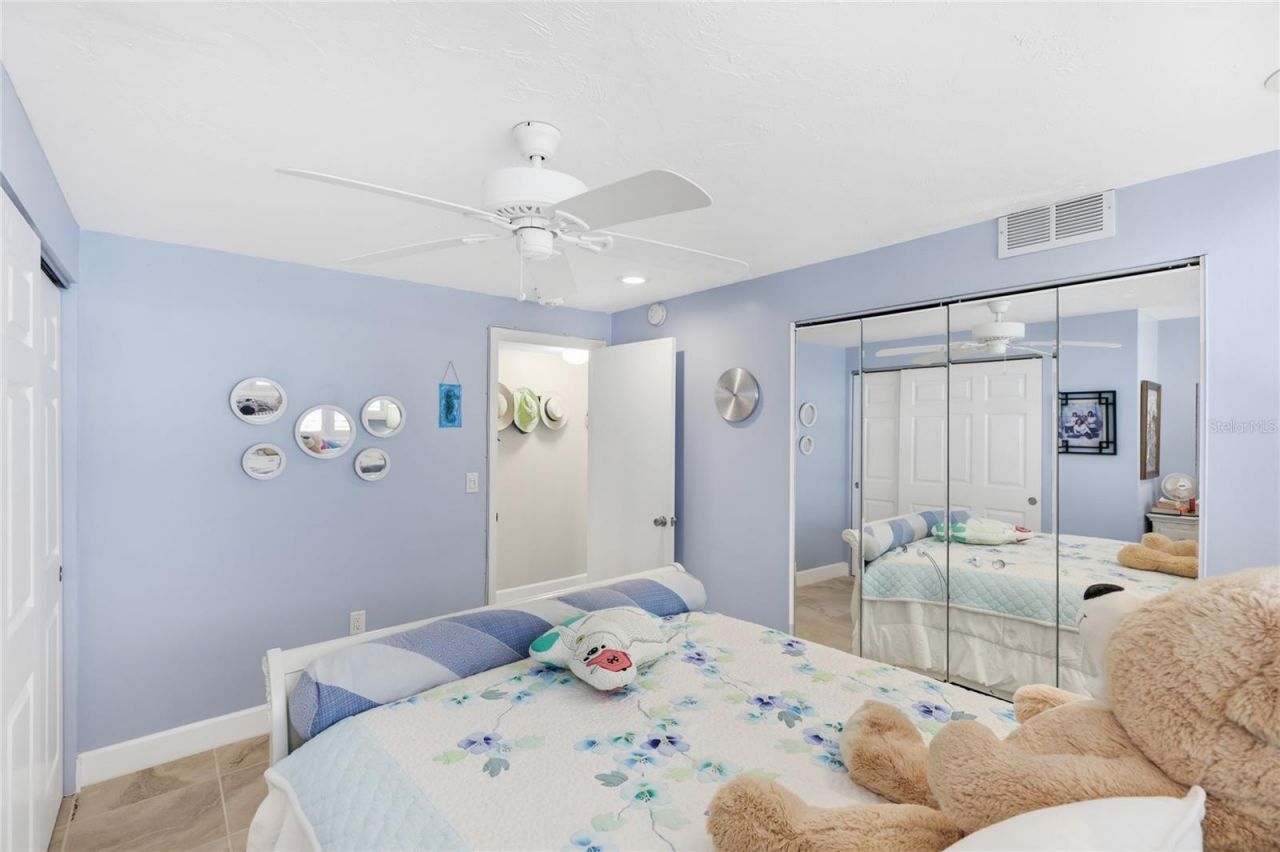 3804 Gulf Of Mexico Drive , Unit B207, Longboat Key, FL 34228 Photo