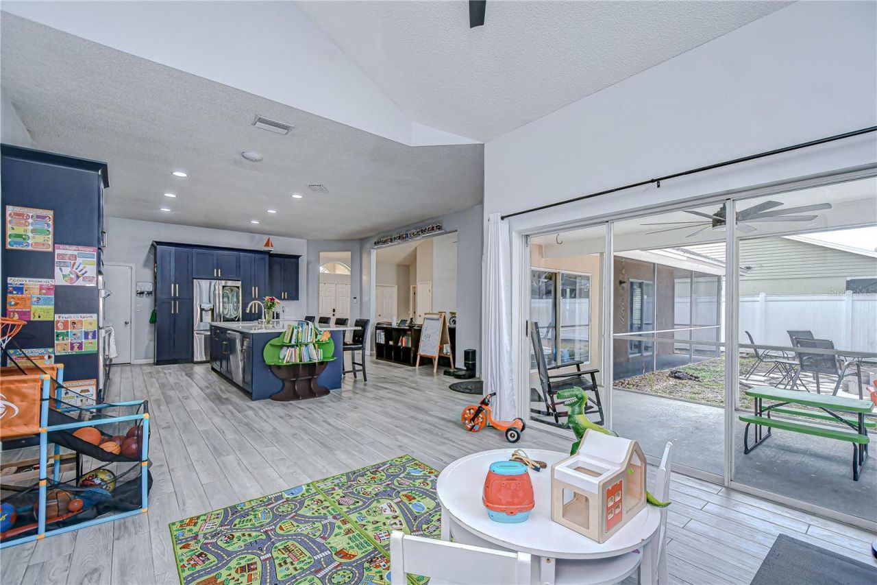 2020 Elk Spring Drive, Brandon, FL 33511 Photo