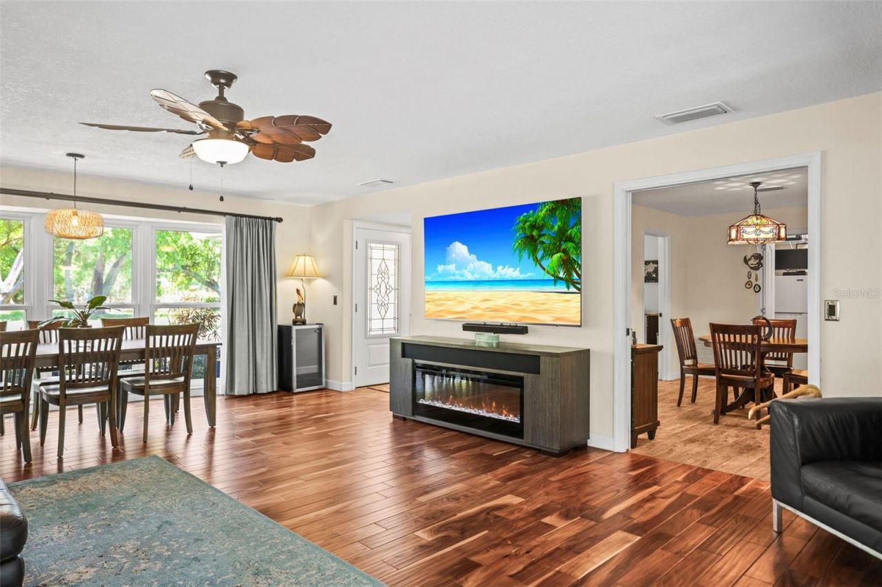 1600 Park Street N, Saint Petersburg, FL 33710 Photo