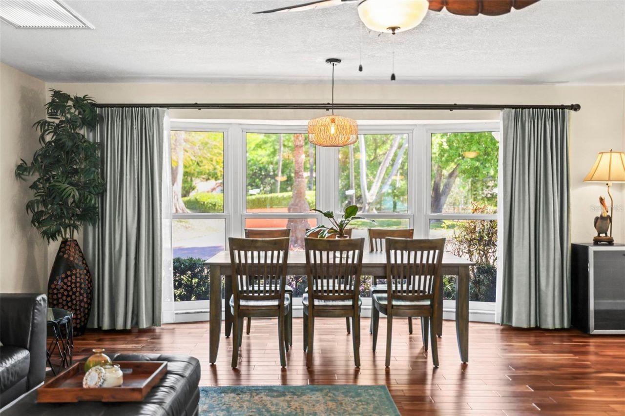 1600 Park Street N, Saint Petersburg, FL 33710 Photo