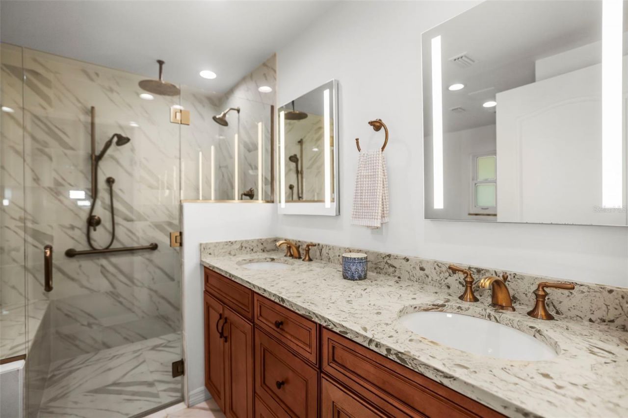 1600 Park Street N, Saint Petersburg, FL 33710 Photo