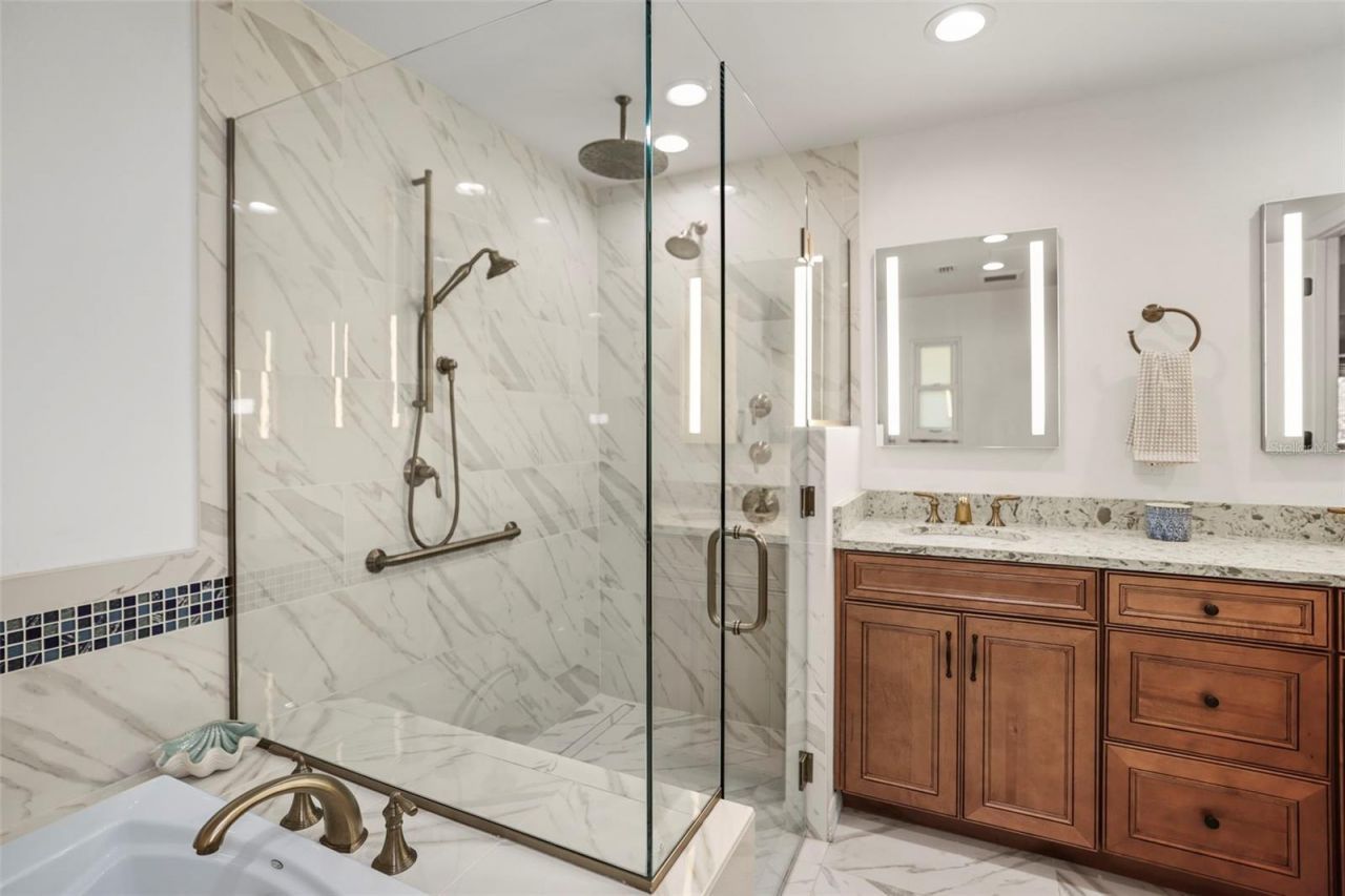 1600 Park Street N, Saint Petersburg, FL 33710 Photo