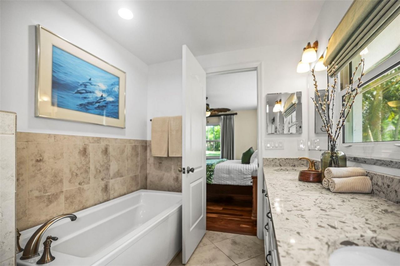 1600 Park Street N, Saint Petersburg, FL 33710 Photo