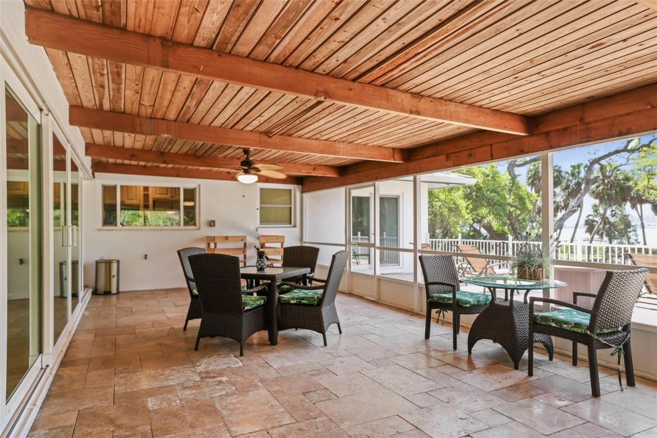 1600 Park Street N, Saint Petersburg, FL 33710 Photo