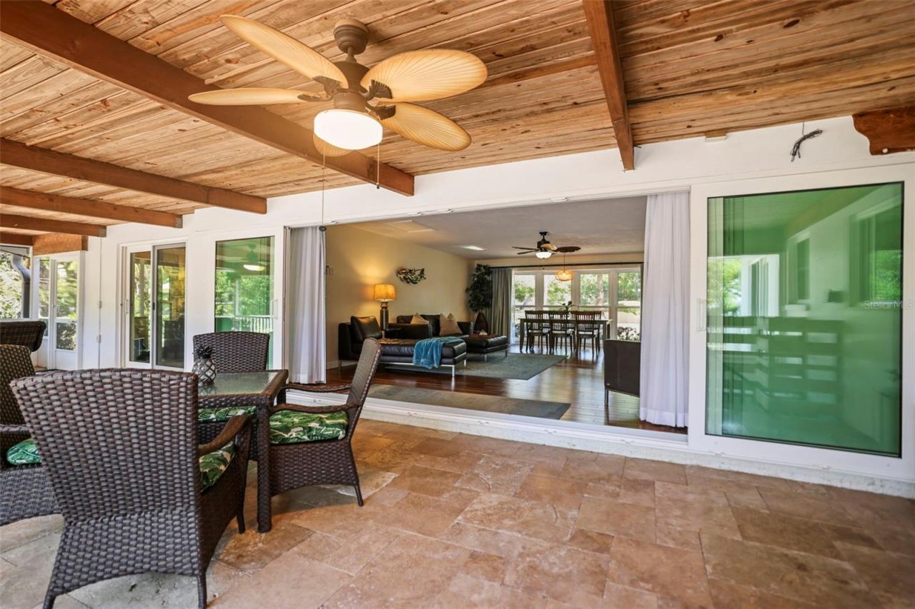 1600 Park Street N, Saint Petersburg, FL 33710 Photo