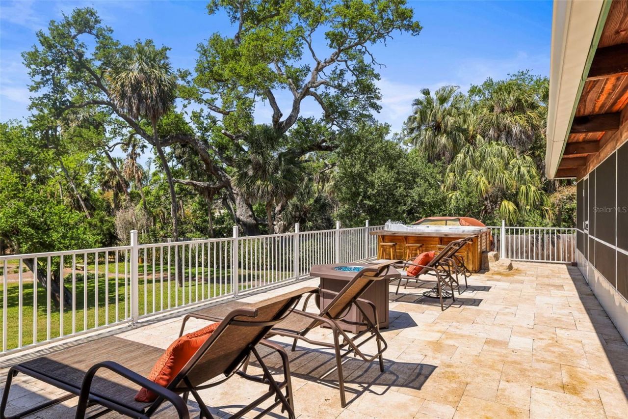 1600 Park Street N, Saint Petersburg, FL 33710 Photo