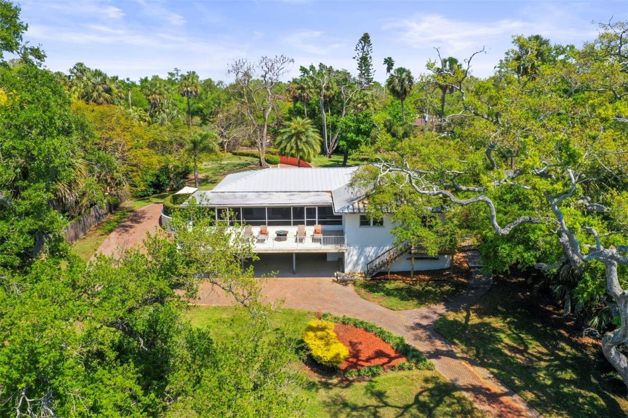 1600 Park Street N, Saint Petersburg, FL 33710 Photo