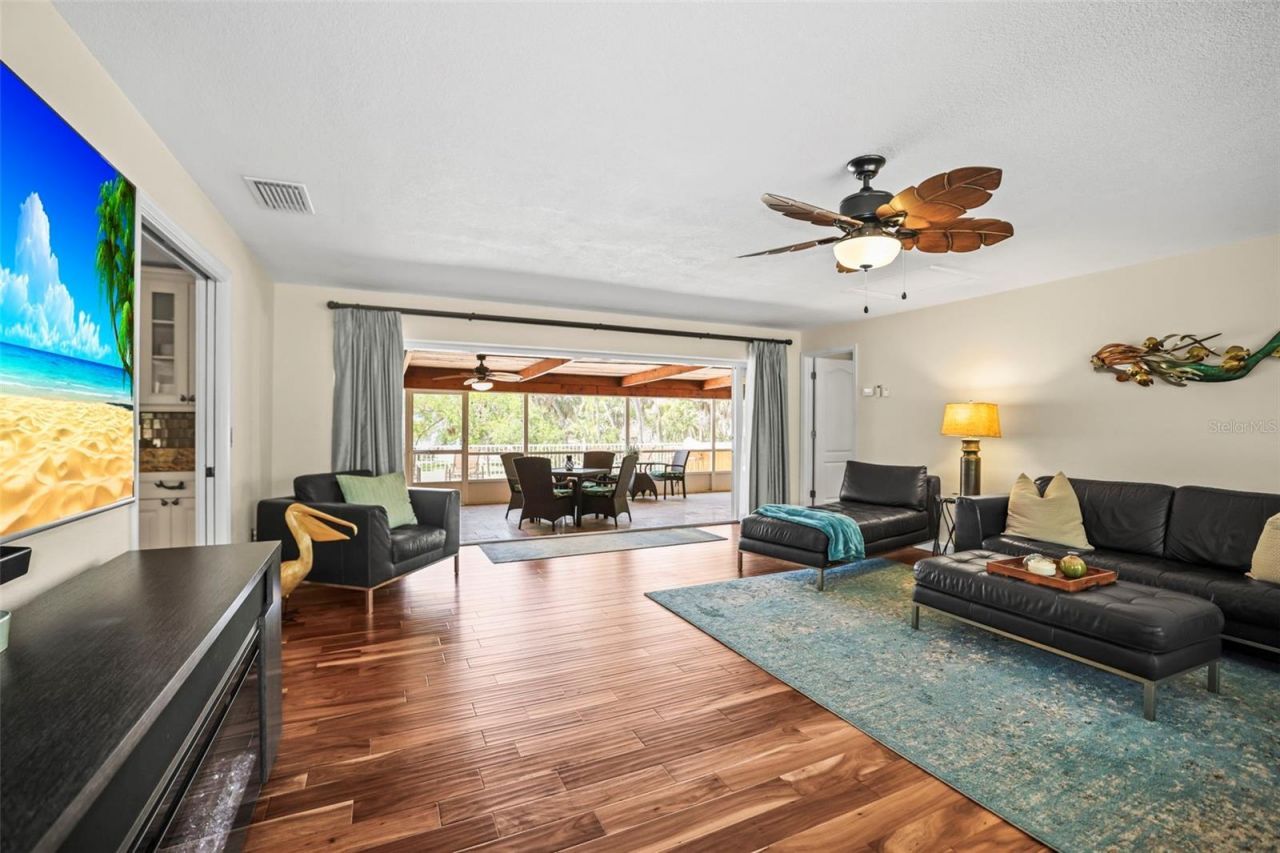 1600 Park Street N, Saint Petersburg, FL 33710 Photo