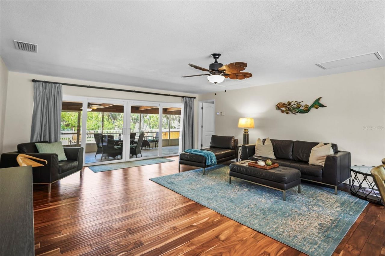 1600 Park Street N, Saint Petersburg, FL 33710 Photo