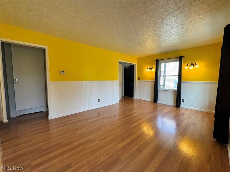 1905 Monticello Avenue NW, Warren, OH 44485 Photo 3