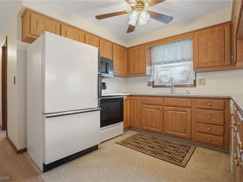 11105 Titus Avenue NW, Uniontown, OH 44685 Photo 18