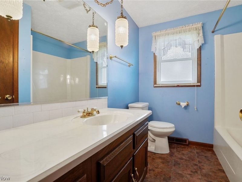 11105 Titus Avenue NW, Uniontown, OH 44685 Photo 23