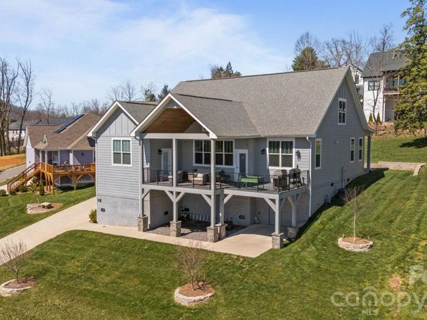 112 Meadow Breeze Road , Arden, NC 28704