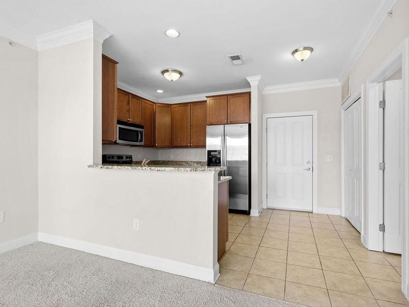 925 Ingleside Avenue, Unit 311, Columbus, OH 43215 Photo 9