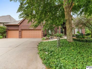 115 S 128th Plaza , Omaha, NE 68154