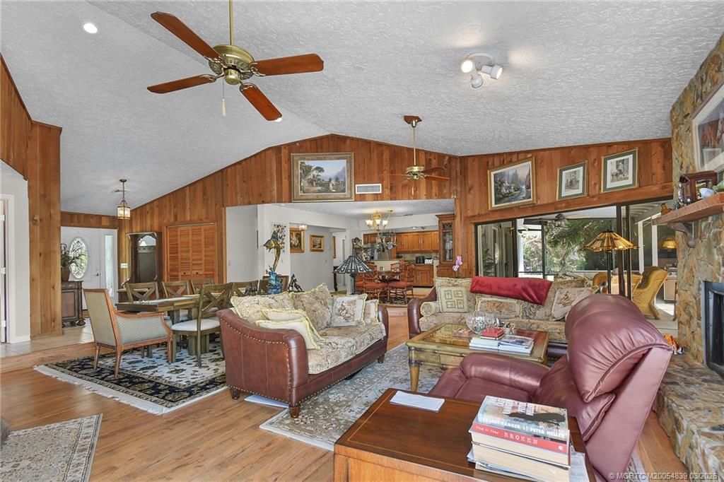 11266 SW Meadowlark Circle, Stuart, FL 34997 Photo