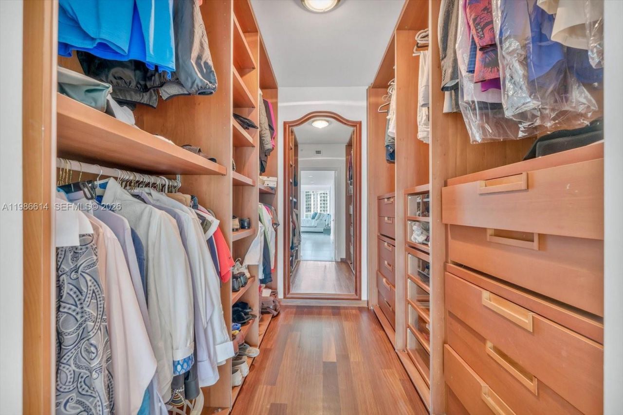 19955 NE 38th Ct , Unit 2202, Aventura, FL 33180 Photo