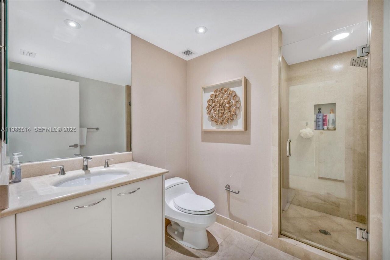 19955 NE 38th Ct , Unit 2202, Aventura, FL 33180 Photo