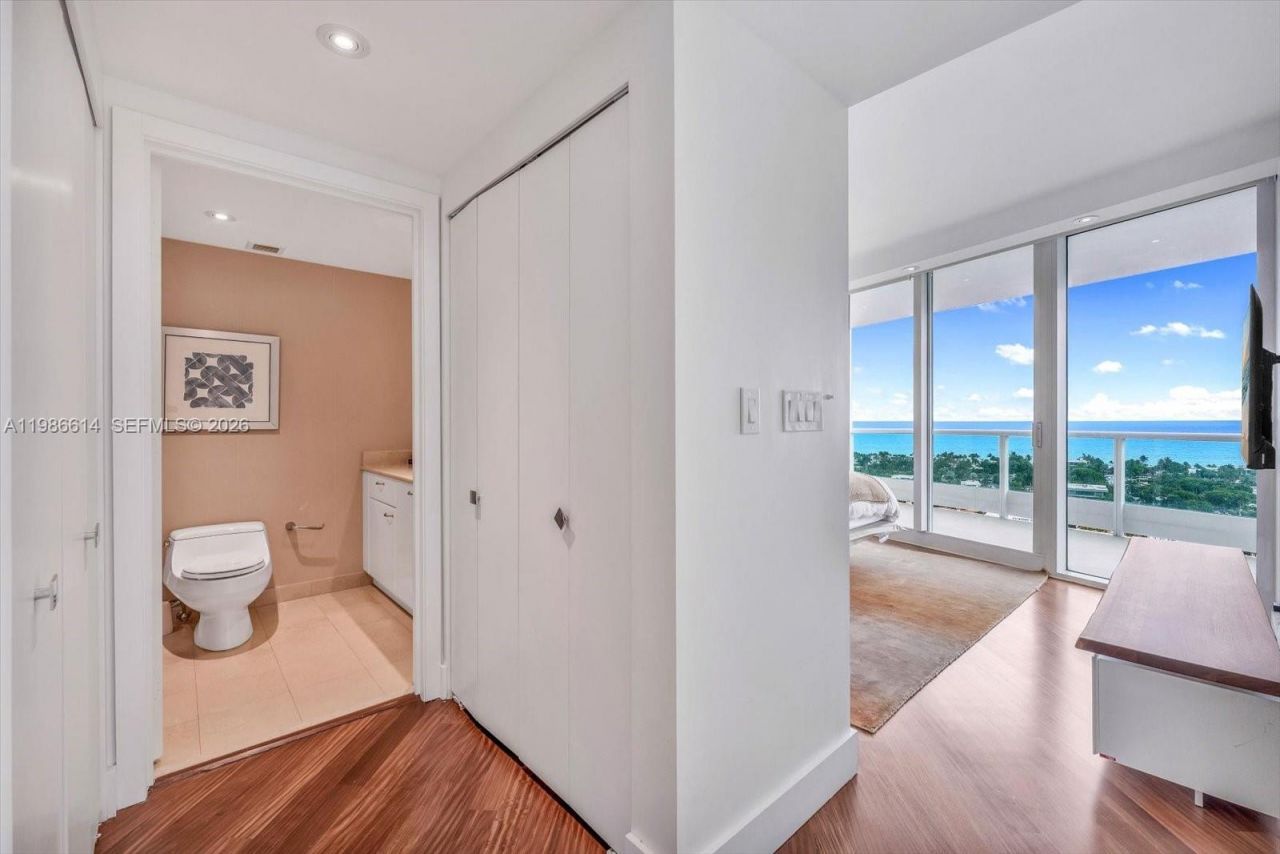 19955 NE 38th Ct , Unit 2202, Aventura, FL 33180 Photo