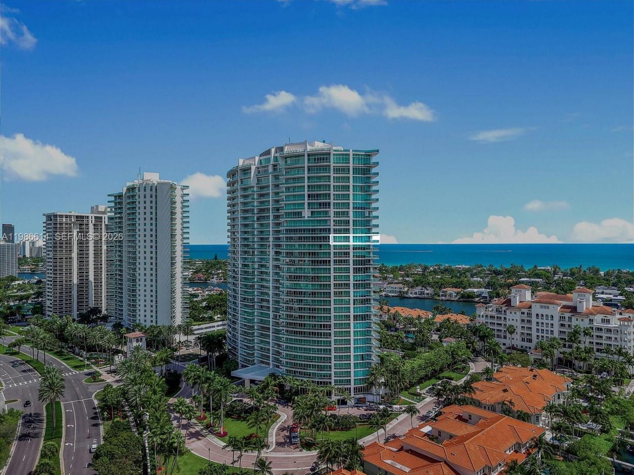 19955 NE 38th Ct , Unit 2202, Aventura, FL 33180 Photo