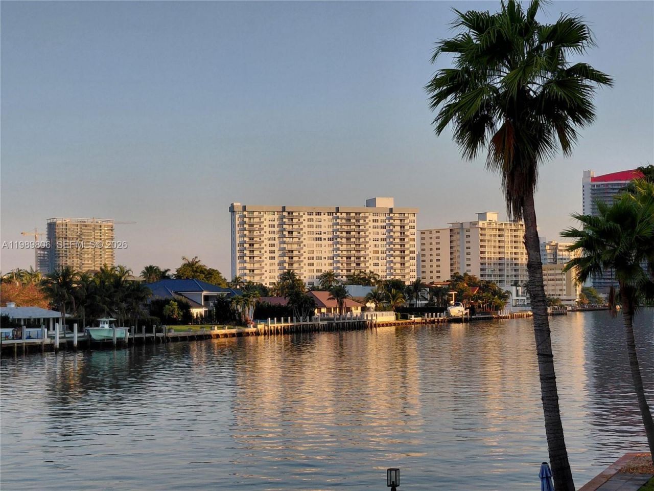 3113 S Ocean Dr , Unit 504, Hallandale Beach, FL 33009 Photo