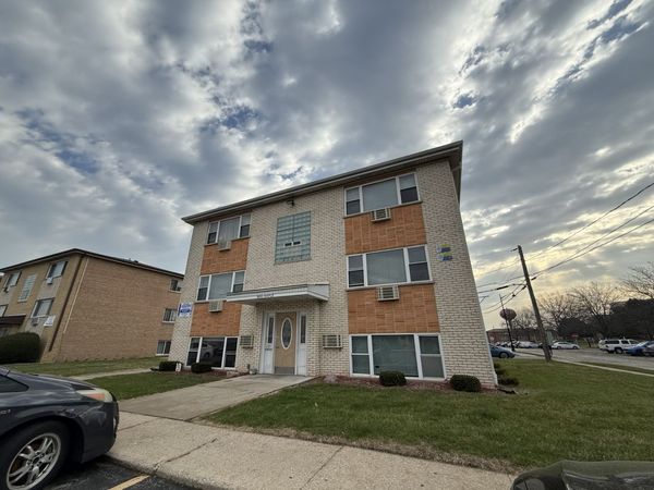 9595 Maple Drive, Unit GN, Rosemont, IL 60018