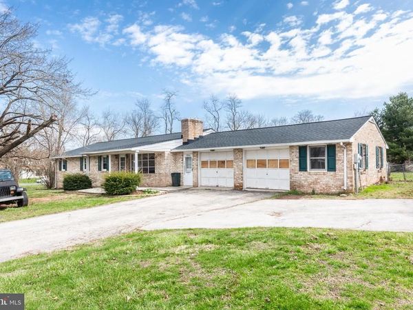 5 SUNSET DRIVE, GETTYSBURG, PA 17325