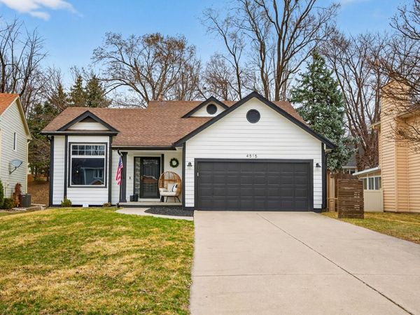 4515 89th Street, Urbandale, IA 50322