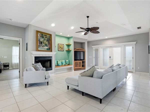 381 Worthington ST , MARCO ISLAND, FL 34145