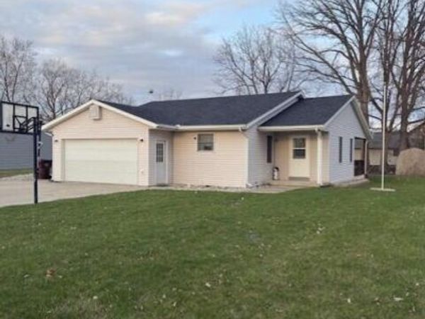 930 Indianola Avenue, Montpelier, OH 43543