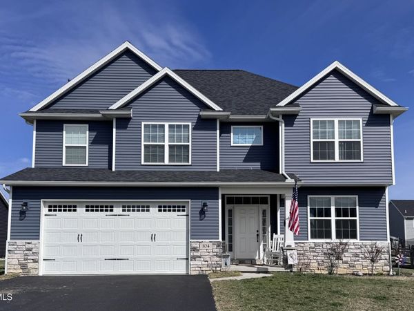 104 Brunswick Court, Perrysburg, OH 43551