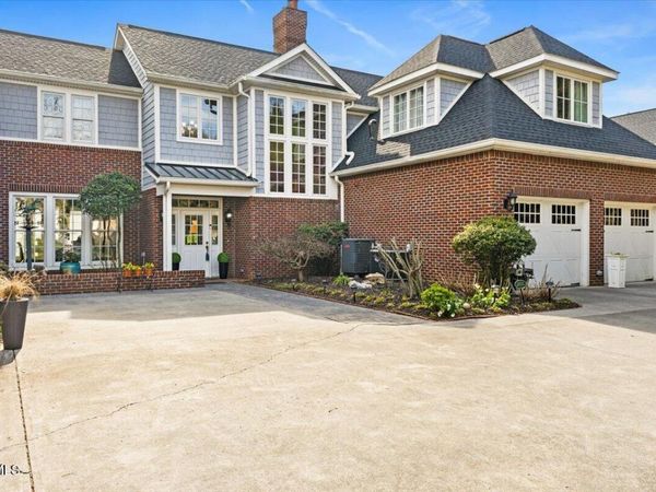 102 Willow Creek Lane, Jonesborough, TN 37659