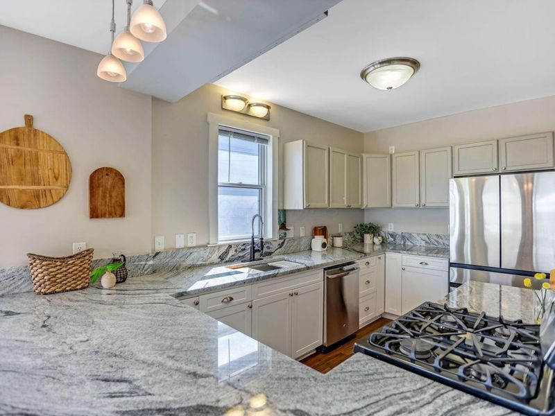 400 E Kossuth Street, Columbus, OH 43206 Photo 15