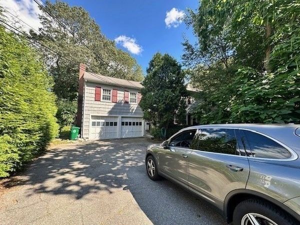 34 Coyne Rd, Unit 1, Newton, MA 02468