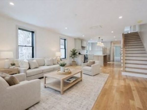 68 Rowe St, Unit 4, Boston, MA 02131